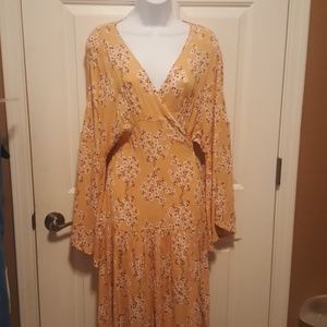 Billabong Kimono Style Maxi Dress Floral Sz. S